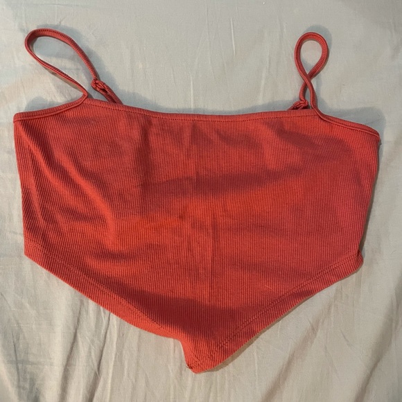 SOLD BUNDLE OF TOPS!!! (16) - Picture 7 of 16